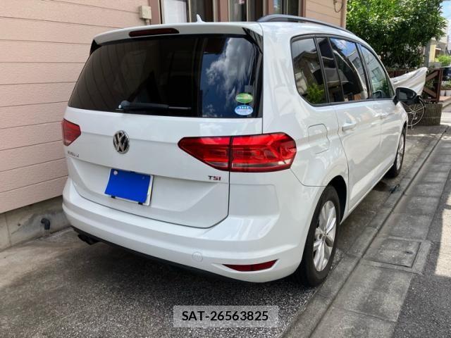 VolksWagen GOLF TOURAN 2016-10 8369736-2