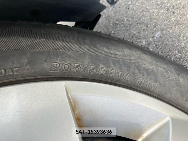 VolksWagen GOLF TOURAN 2014-05 8372384-7