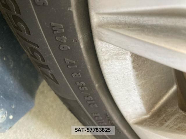 VolksWagen GOLF TOURAN 2018-09 8415839-9