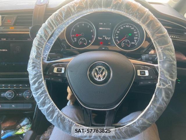 VolksWagen GOLF TOURAN 2018-09 8415839-18