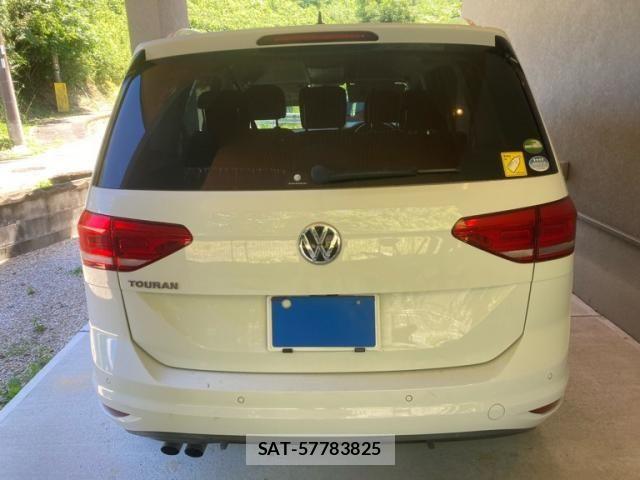 VolksWagen GOLF TOURAN 2018-09 8415839-3