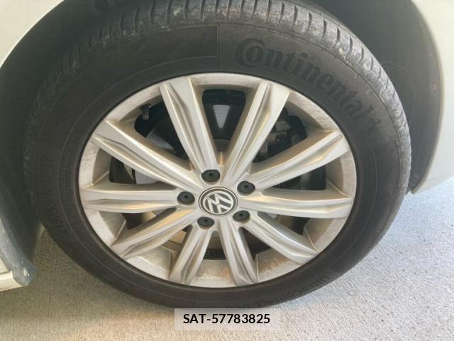 VolksWagen GOLF TOURAN 2018-09 8415839-7