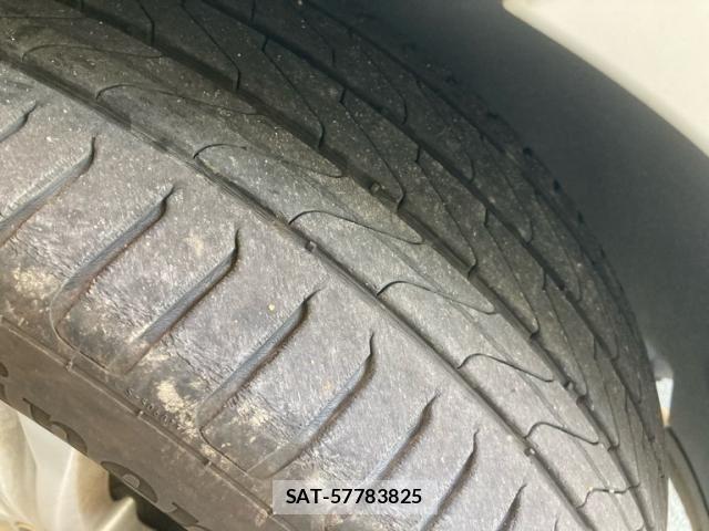 VolksWagen GOLF TOURAN 2018-09 8415839-8