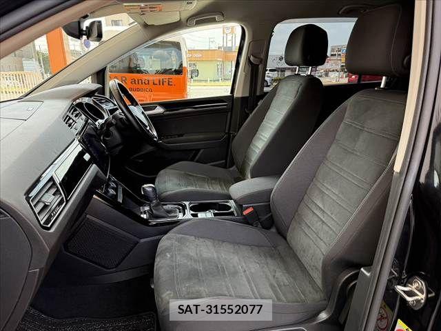 VolksWagen GOLF TOURAN 2018-10 8415846-16