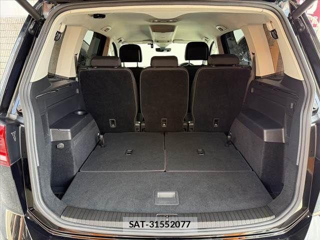 VolksWagen GOLF TOURAN 2018-10 8415846-21