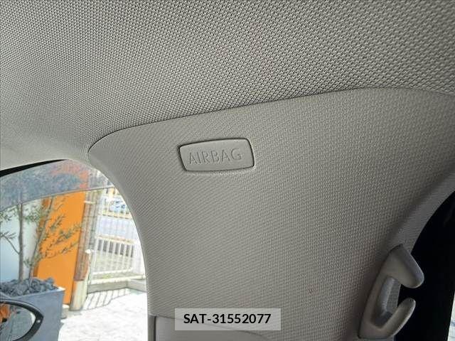 VolksWagen GOLF TOURAN 2018-10 8415846-24