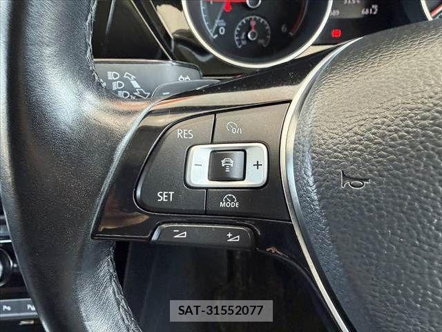 VolksWagen GOLF TOURAN 2018-10 8415846-25