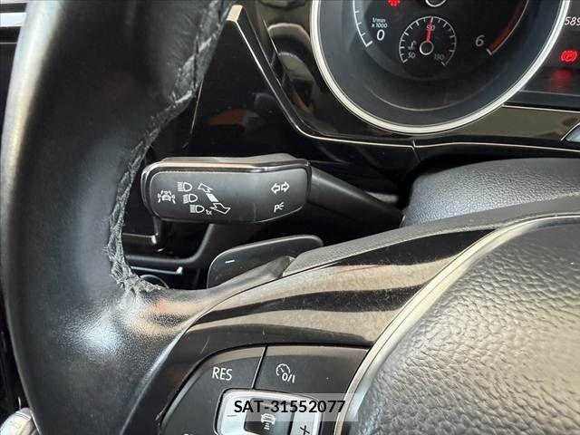 VolksWagen GOLF TOURAN 2018-10 8415846-27