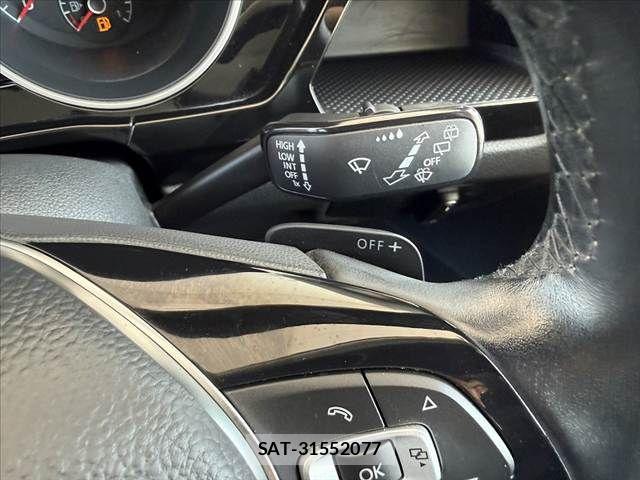 VolksWagen GOLF TOURAN 2018-10 8415846-28