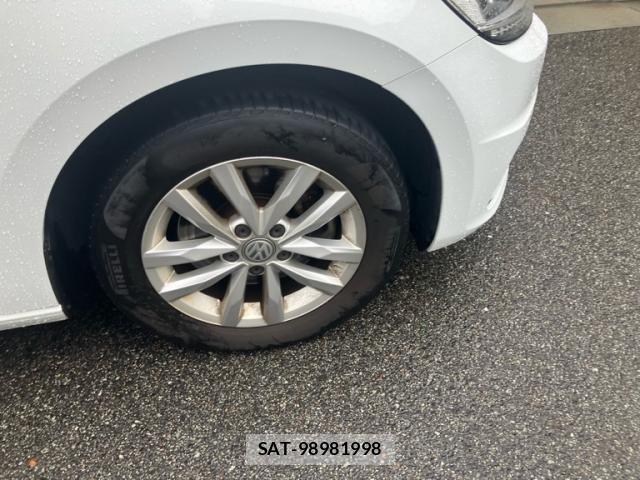 VolksWagen GOLF TOURAN 2016-08 8415841-3