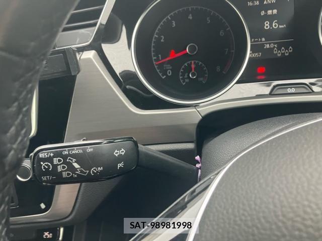VolksWagen GOLF TOURAN 2016-08 8415841-8