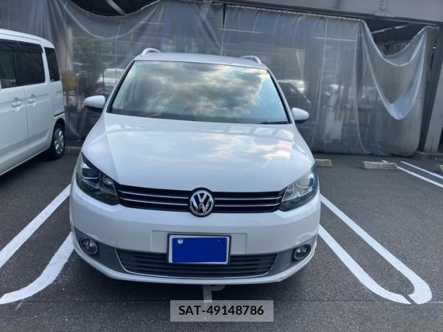 VolksWagen GOLF TOURAN 2011-10 8439104-1