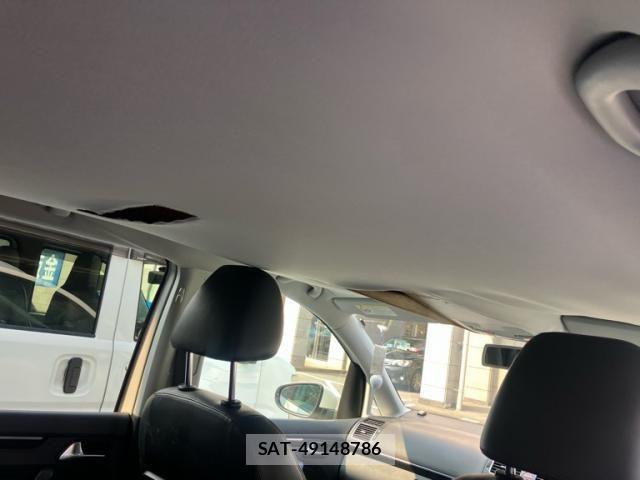 VolksWagen GOLF TOURAN 2011-10 8439104-23