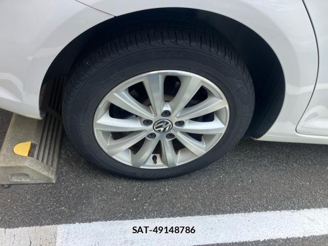 VolksWagen GOLF TOURAN 2011-10 8439104-6