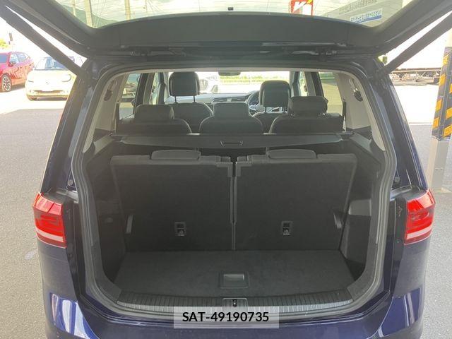 VolksWagen GOLF TOURAN 2023-07 8528210-13