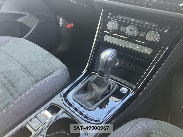 VolksWagen GOLF TOURAN 2021-06 8528211-9