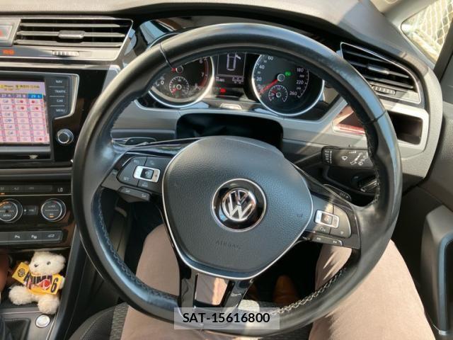 VolksWagen GOLF TOURAN 2017-06 8564091-10