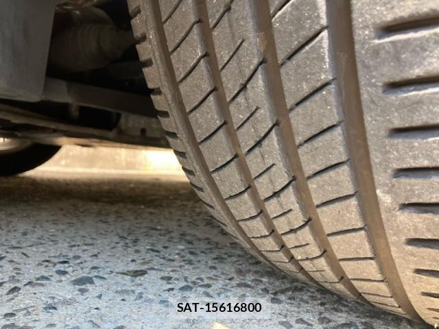 VolksWagen GOLF TOURAN 2017-06 8564091-7