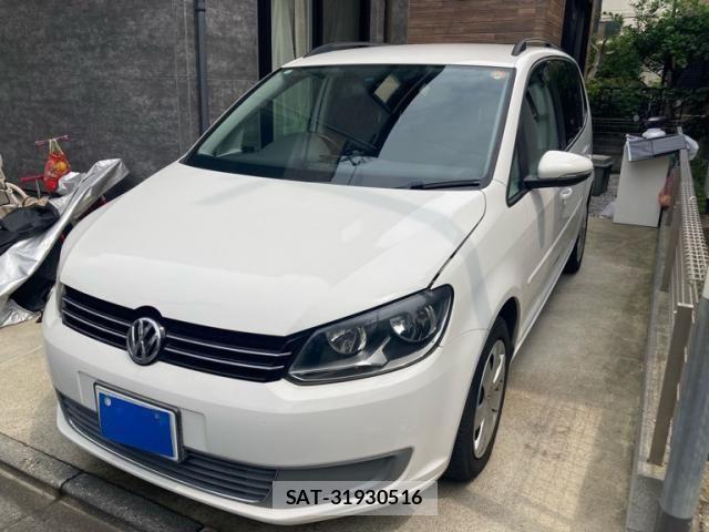 VolksWagen GOLF TOURAN 2012-06 8629745-1