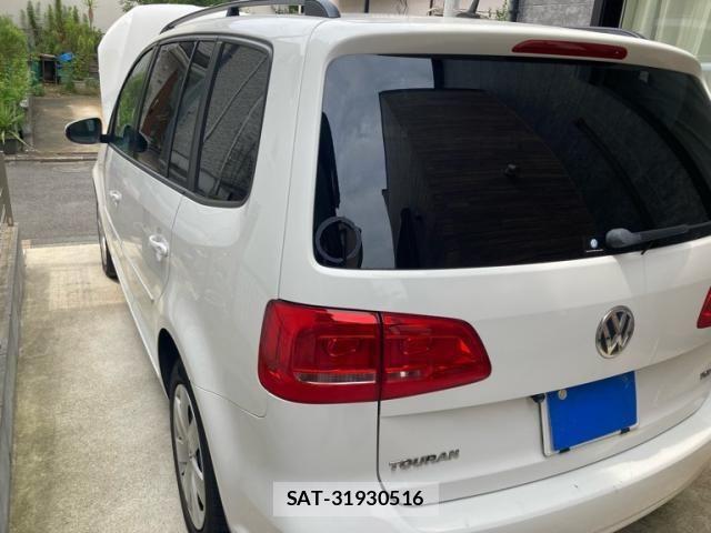 VolksWagen GOLF TOURAN 2012-06 8629745-2