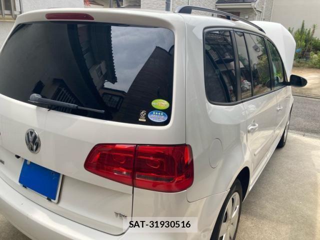 VolksWagen GOLF TOURAN 2012-06 8629745-3