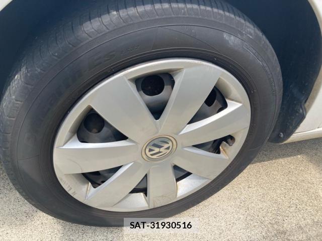 VolksWagen GOLF TOURAN 2012-06 8629745-5