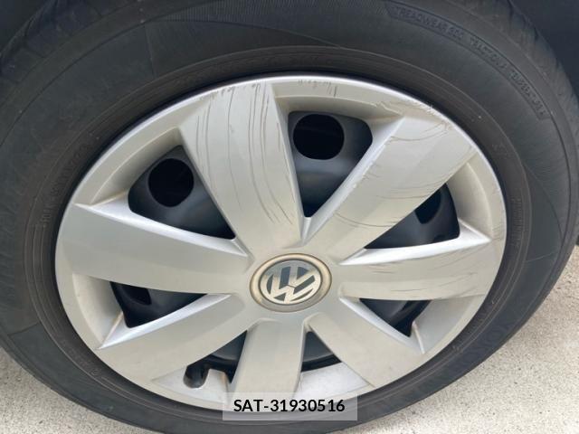 VolksWagen GOLF TOURAN 2012-06 8629745-6