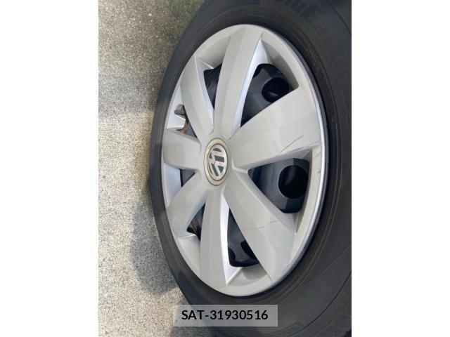 VolksWagen GOLF TOURAN 2012-06 8629745-7