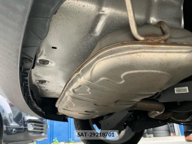 VolksWagen GOLF TOURAN 2013-04 8629744-9