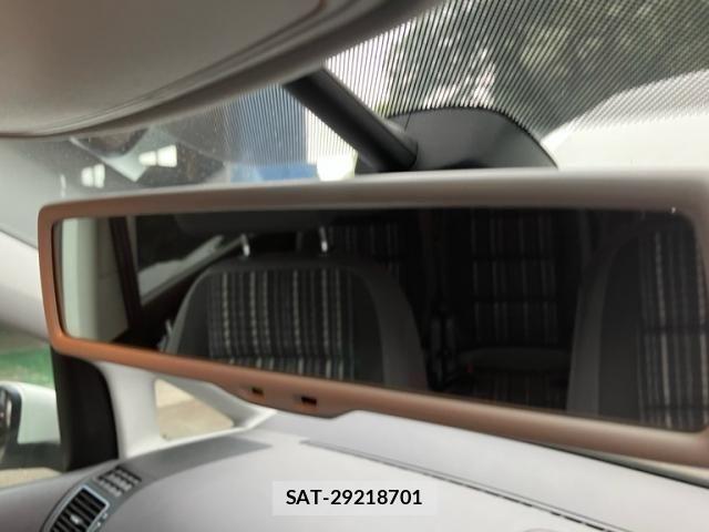 VolksWagen GOLF TOURAN 2013-04 8629744-18