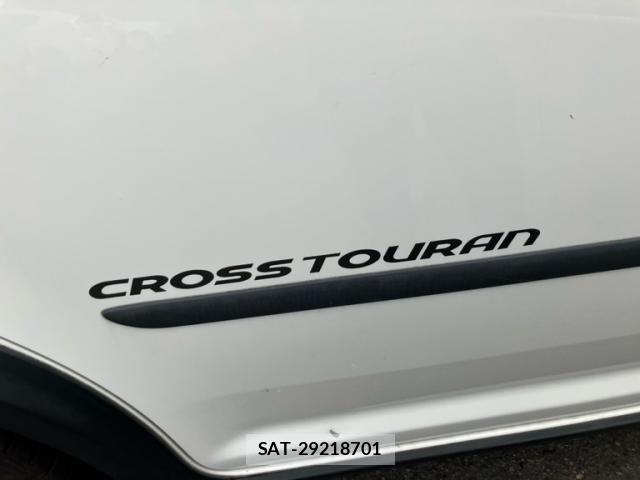 VolksWagen GOLF TOURAN 2013-04 8629744-27