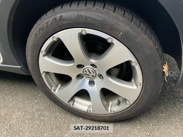 VolksWagen GOLF TOURAN 2013-04 8629744-7