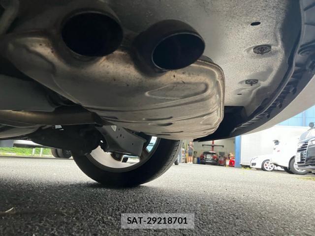 VolksWagen GOLF TOURAN 2013-04 8629744-8