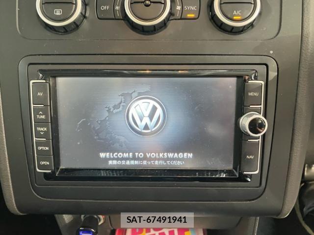 VolksWagen GOLF TOURAN 2013-06 8667142-23