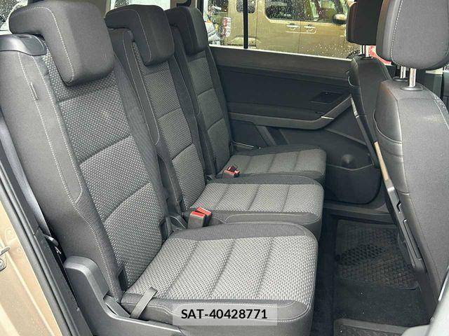 VolksWagen GOLF TOURAN 2018-05 8662410-15