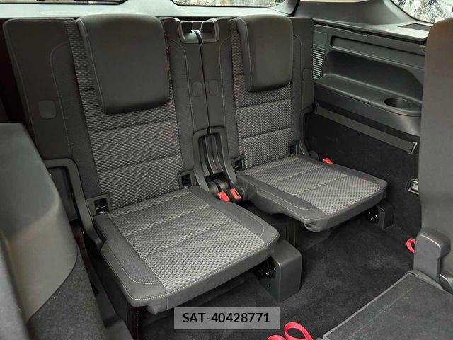 VolksWagen GOLF TOURAN 2018-05 8662410-16