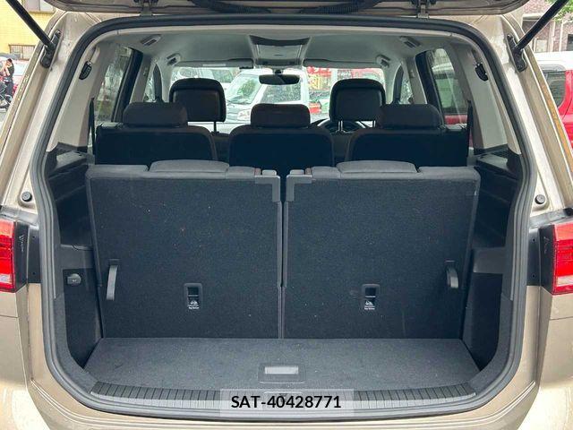 VolksWagen GOLF TOURAN 2018-05 8662410-19