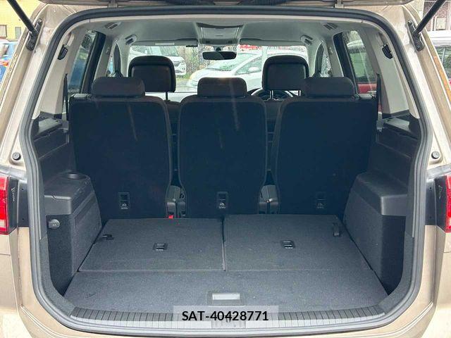 VolksWagen GOLF TOURAN 2018-05 8662410-20
