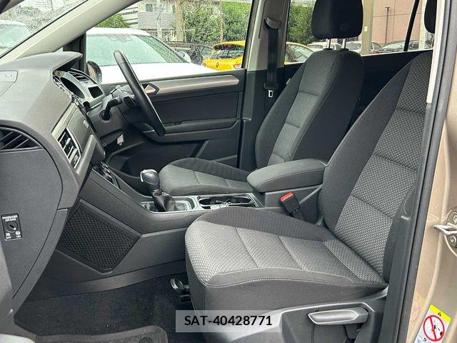 VolksWagen GOLF TOURAN 2018-05 8662410-22