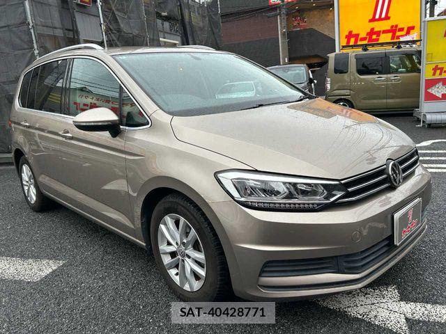 VolksWagen GOLF TOURAN 2018-05 8662410-24
