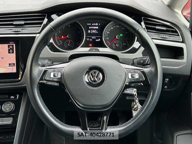 VolksWagen GOLF TOURAN 2018-05 8662410-2