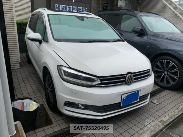 VolksWagen GOLF TOURAN 2017-10 8686925-0