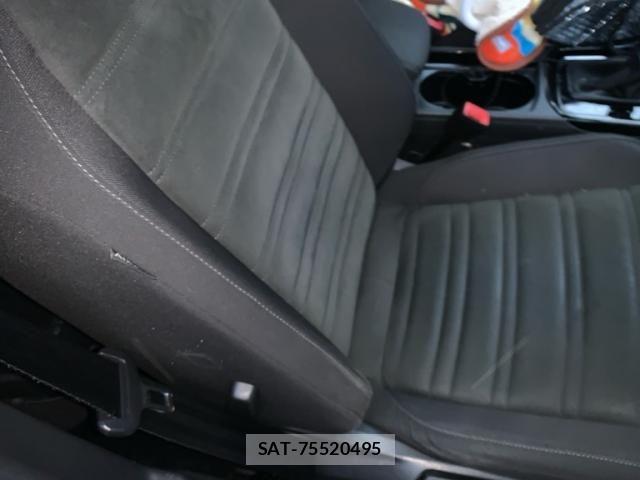 VolksWagen GOLF TOURAN 2017-10 8686925-13