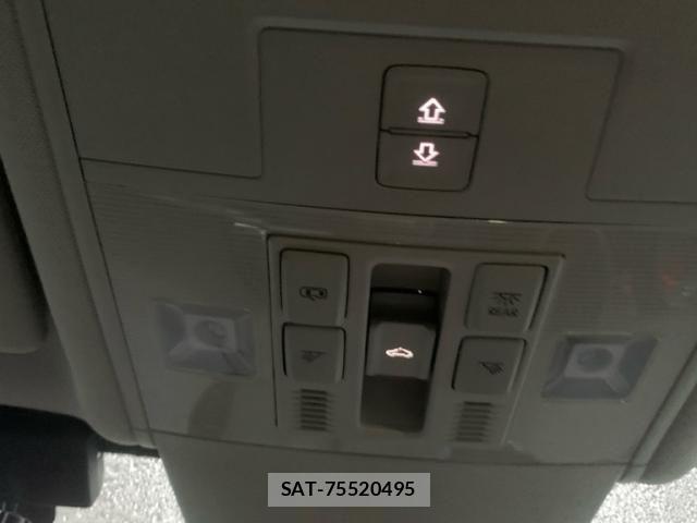 VolksWagen GOLF TOURAN 2017-10 8686925-22