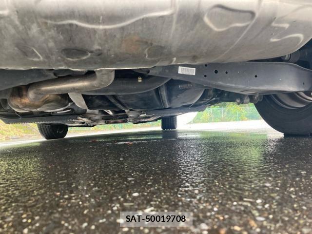 VolksWagen GOLF TOURAN 2013-09 8686926-11