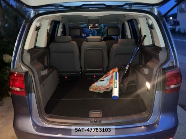 VolksWagen GOLF TOURAN 2014-01 8746854-21