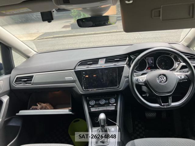 VolksWagen GOLF TOURAN 2020-07 8746852-9