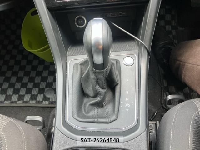 VolksWagen GOLF TOURAN 2020-07 8746852-22