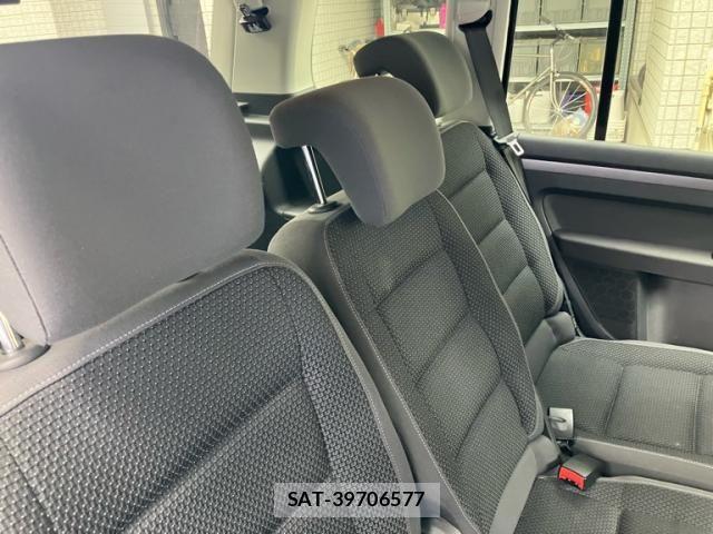VolksWagen GOLF TOURAN 2014-03 8746853-10