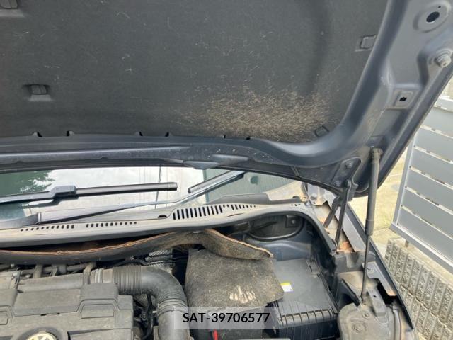 VolksWagen GOLF TOURAN 2014-03 8746853-19